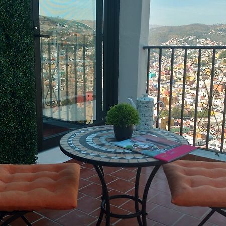 Apartamento Con Terraza A Un Lado Del Monumento Del Pipila Hotel Guanajuato Exterior photo